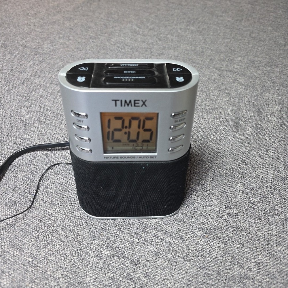 Timex Clock with AM/FM Radio and Nature Sounds Model T307S